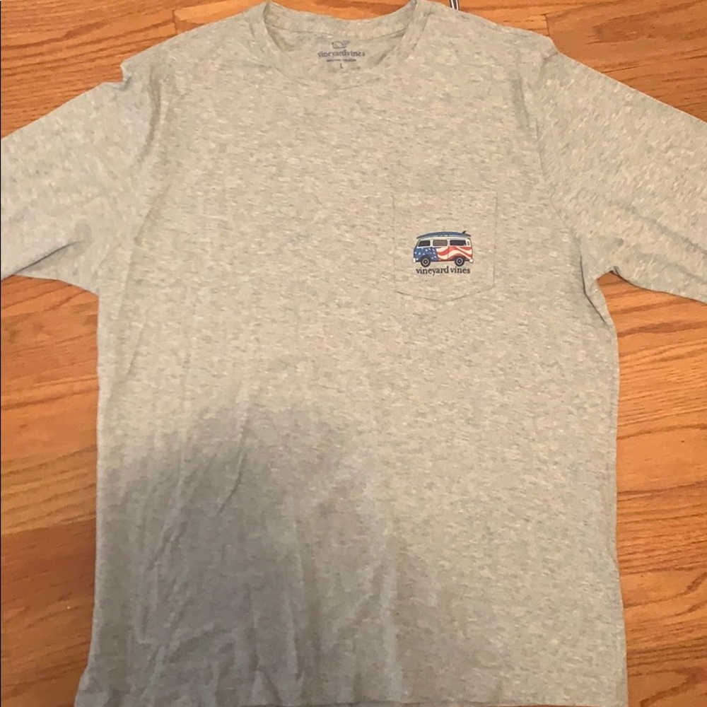 Vineyard vines shirt